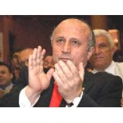  KENDİMİ İÇİN MEYDANLARI KİRLETMEYE İHTİYAÇ YOK 